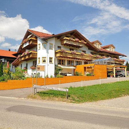 Berghues Schratt - Einfach Anders - Ihr Vegetarisches Und Veganes Biohotel Oberstaufen Exterior photo